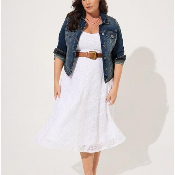 torrid Dresses & Skirts - Torrid Midi Lace Skater Dress